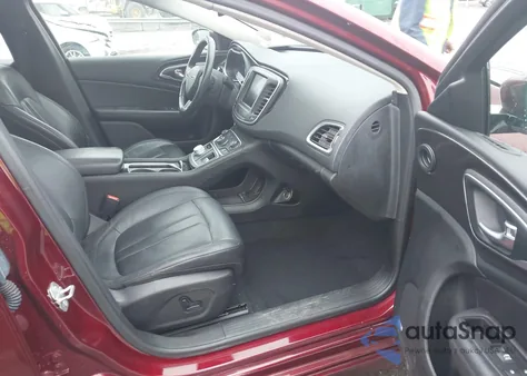 2015 Chrysler 200 C z USA, uszkodzony, nr VIN 1C3CCCCB9FN653901